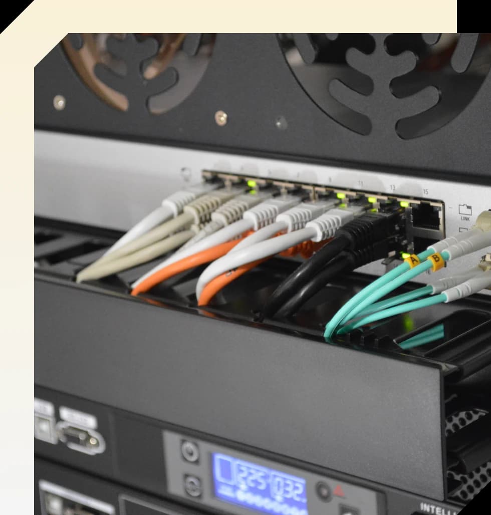 stratus-networks-image